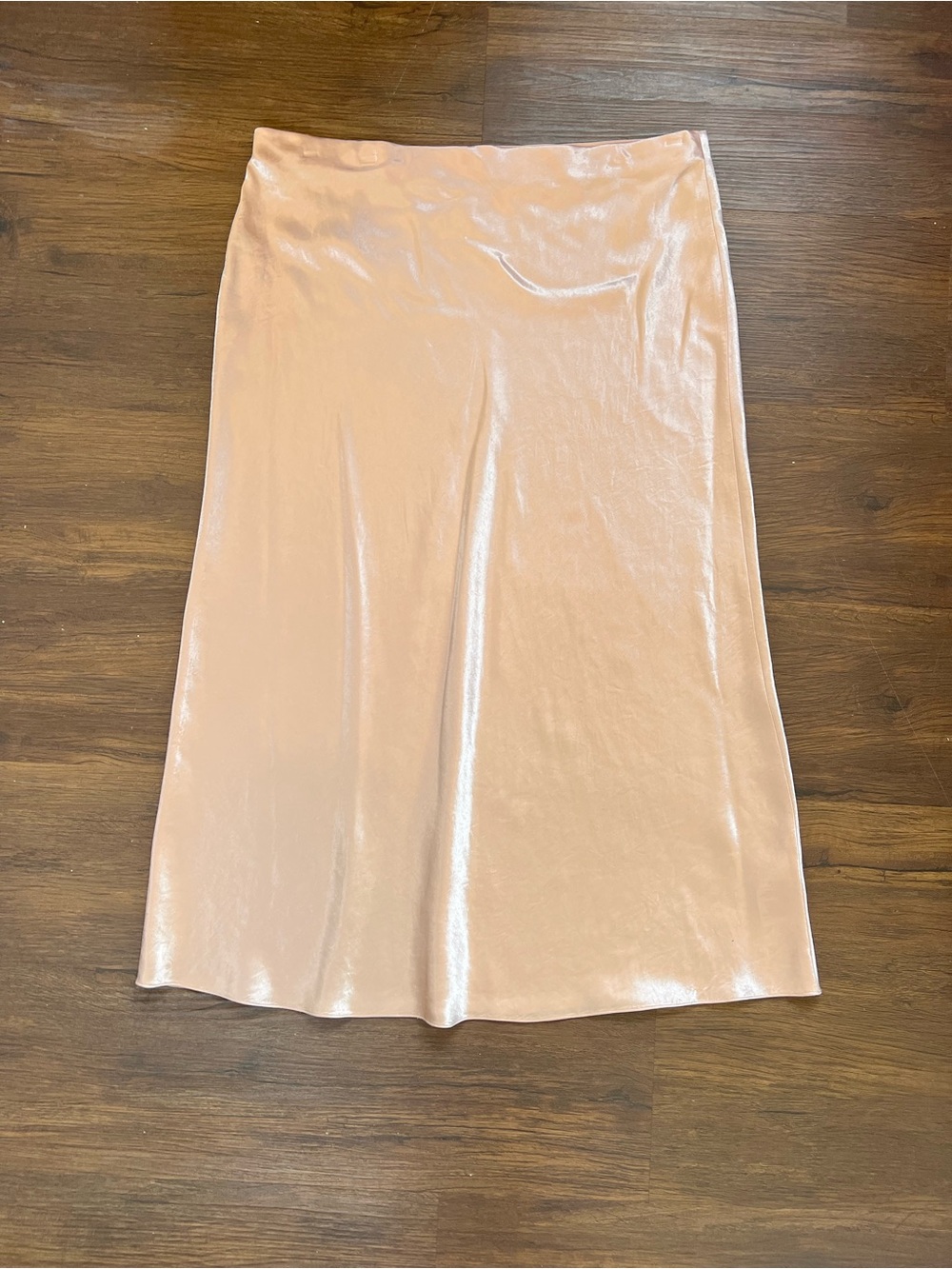 Vince Satin Slip Midi Skirt in Light Blush Soze XL
